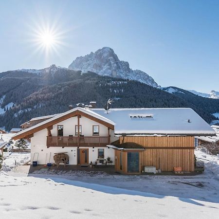 Villa Solinda App Rossini Selva di Val Gardena Extérieur photo