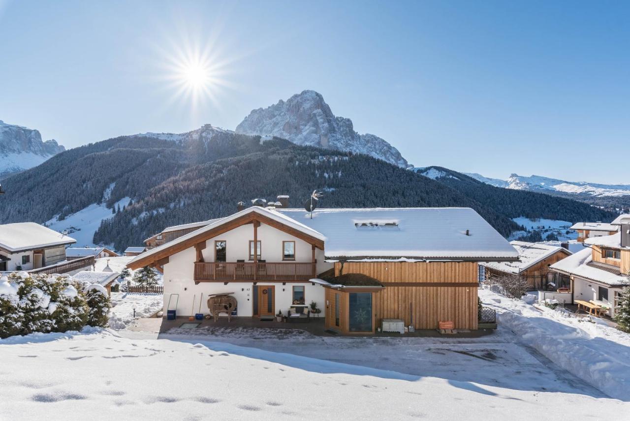 Villa Solinda App Rossini Selva di Val Gardena Extérieur photo