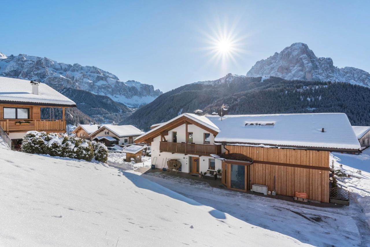 Villa Solinda App Rossini Selva di Val Gardena Extérieur photo